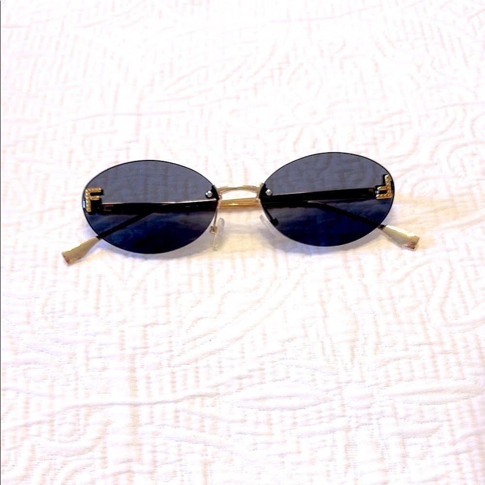 NEW Fendi Gold / Black Oval Sunglasses